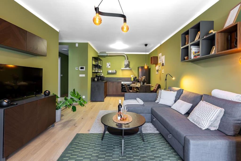 Zwirn Comfort With Balcony