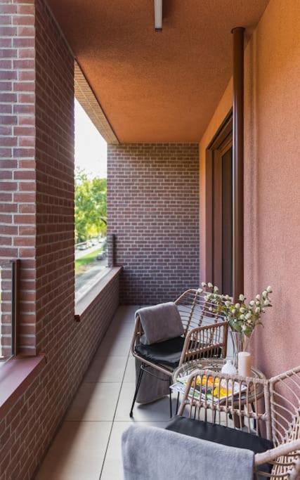 Апартаменти Zwirn Comfort With Balcony Братислава